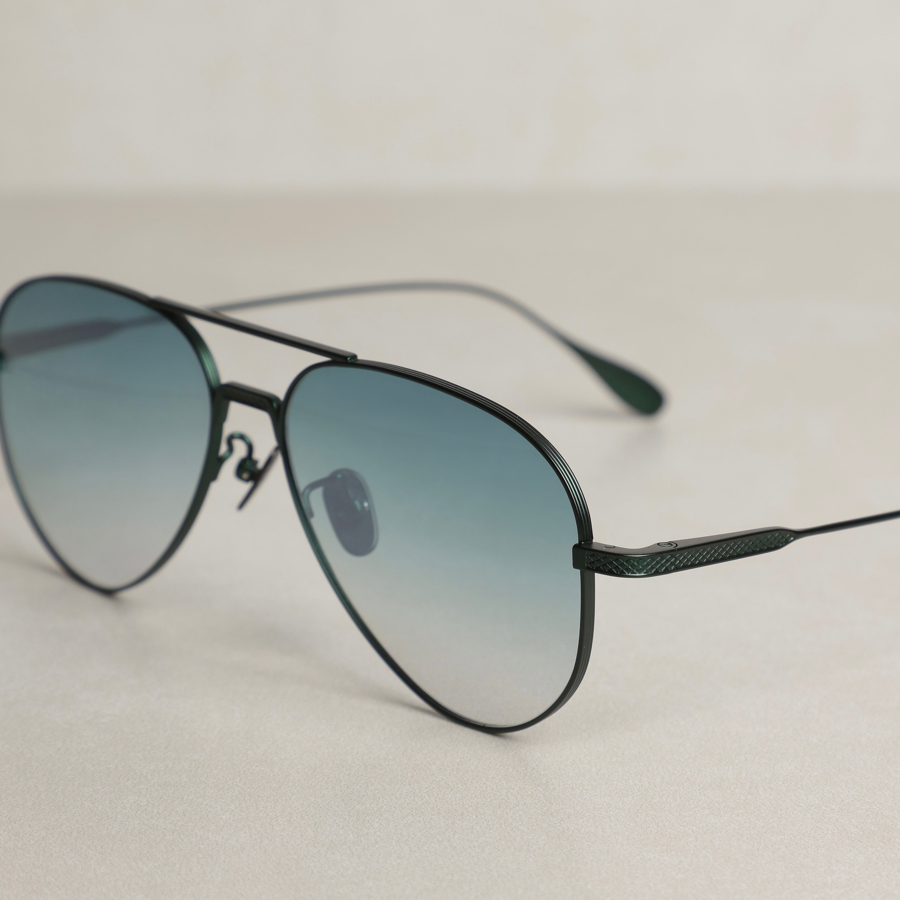 TROPICAL GREEN - AVIATOR .. تروبيكل قرين - ايفيتر