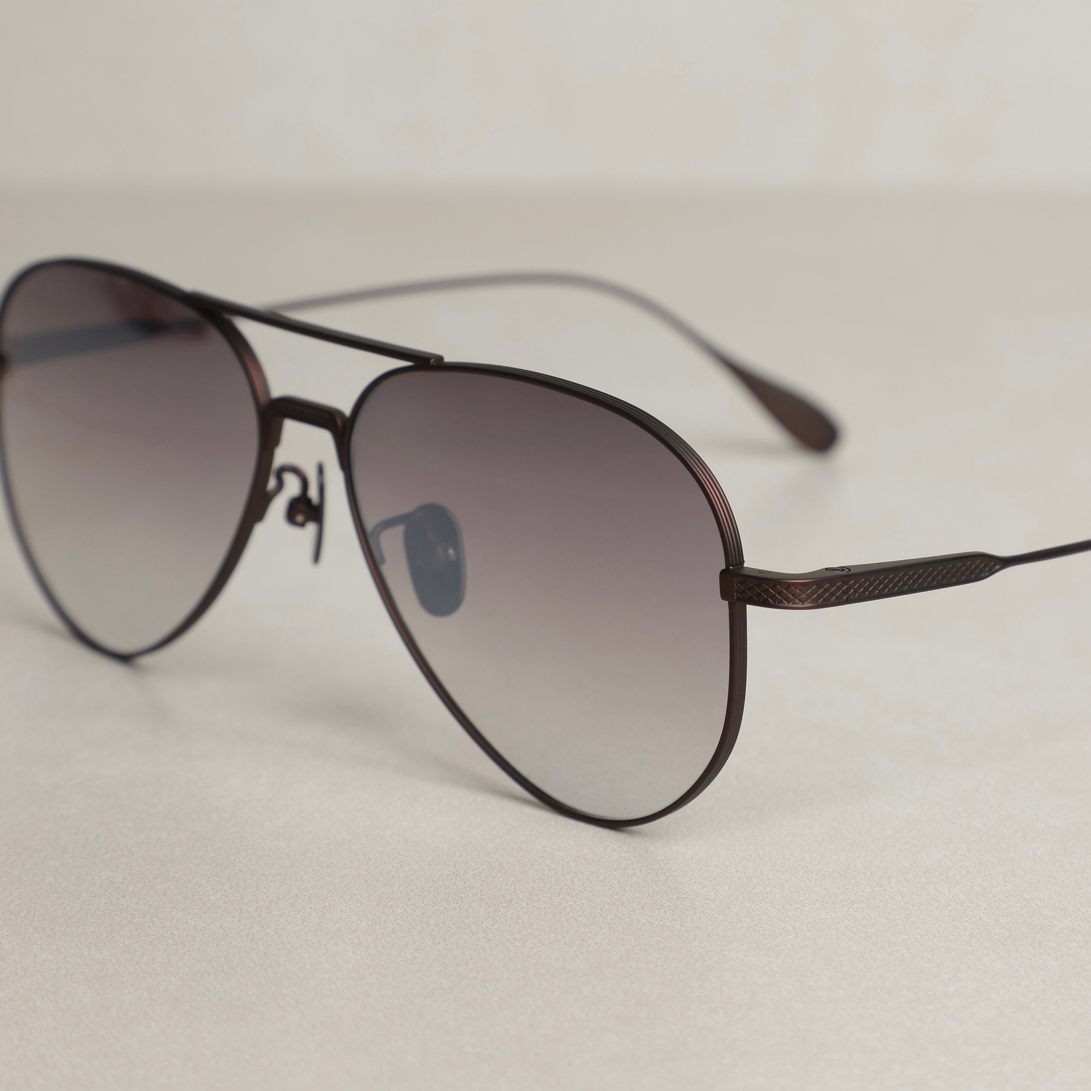 CLASSIC BROWN - AVIATOR .. كلاسك براون - ايفيتر